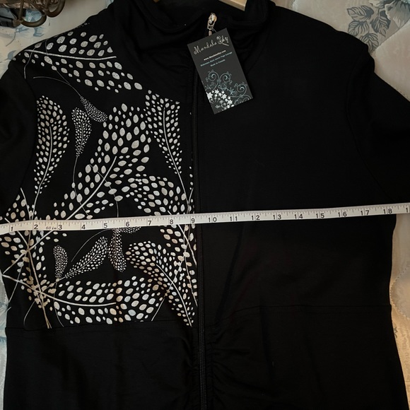 Mandala Sky Sweater - Picture 2 of 2